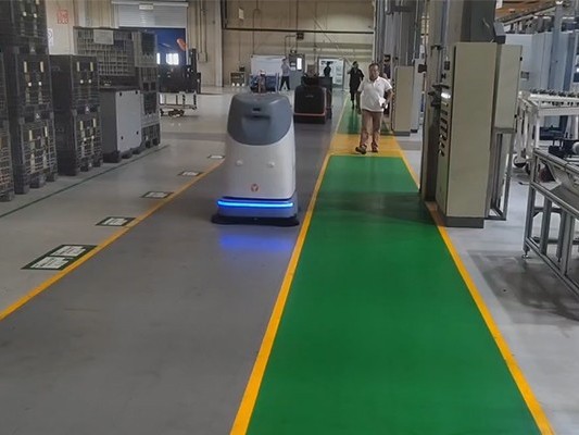 坦力無人駕駛洗地機(jī)器人:賦能河南酒店,破國慶保潔難題